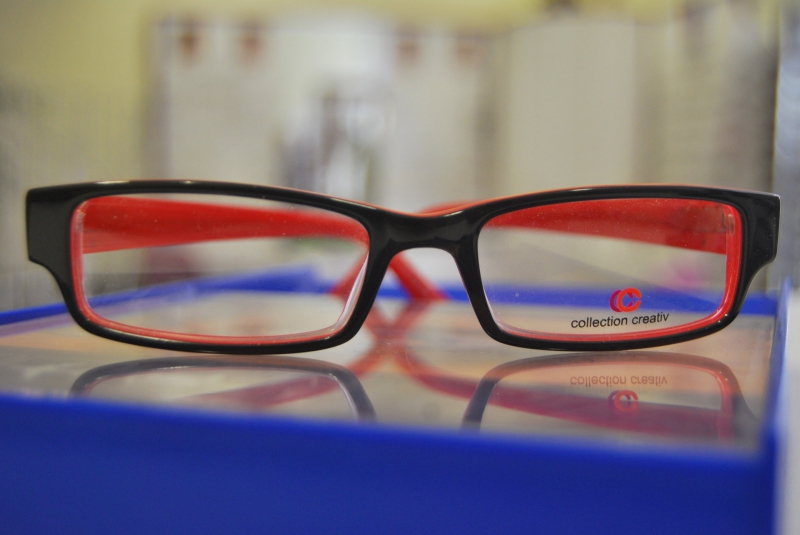 opticien-FAYENCE-min_view-sight-lens-frame-optics-spectacles-1141012-pxhere.com